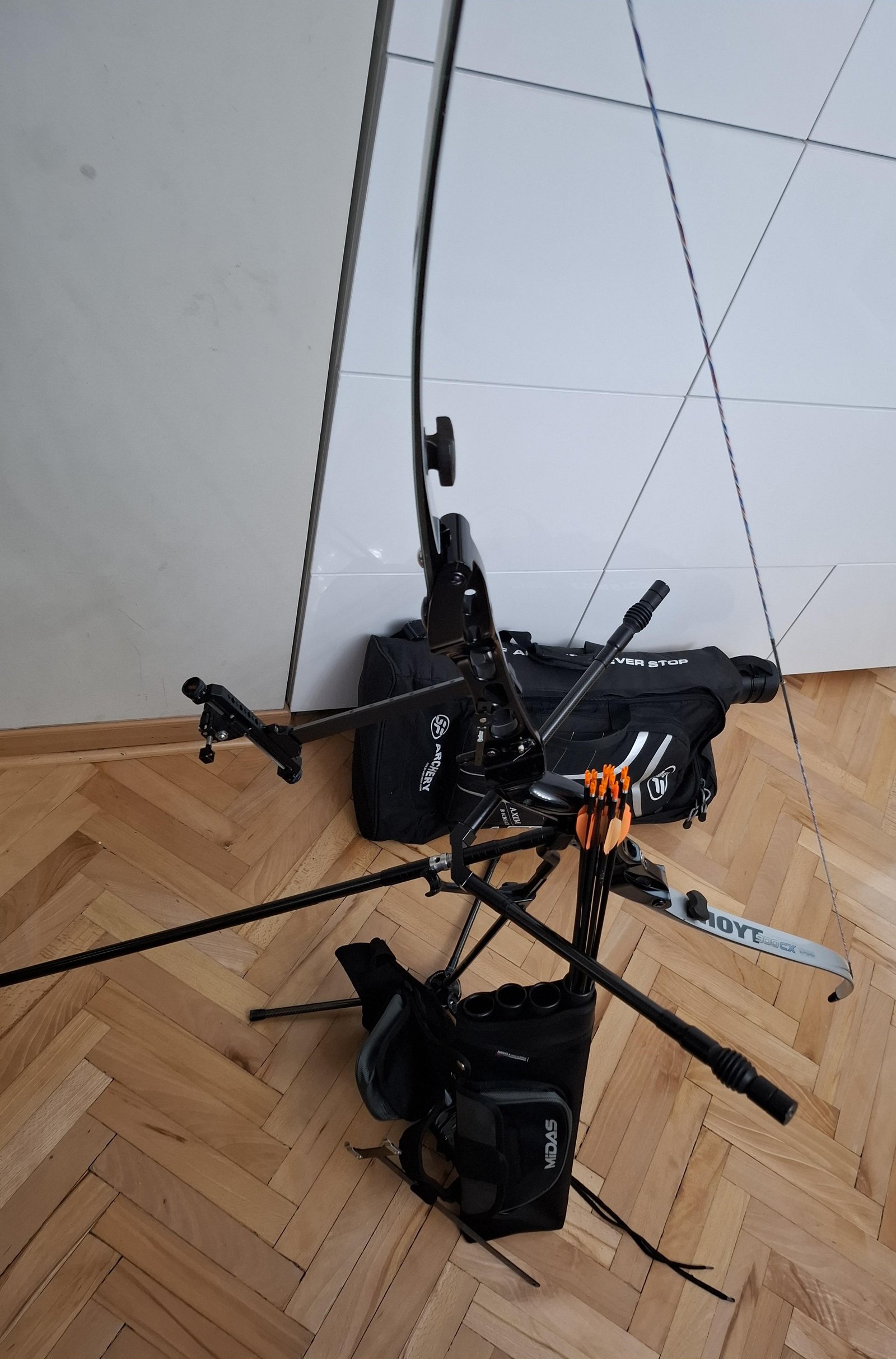 Hoyt Nexus RH
